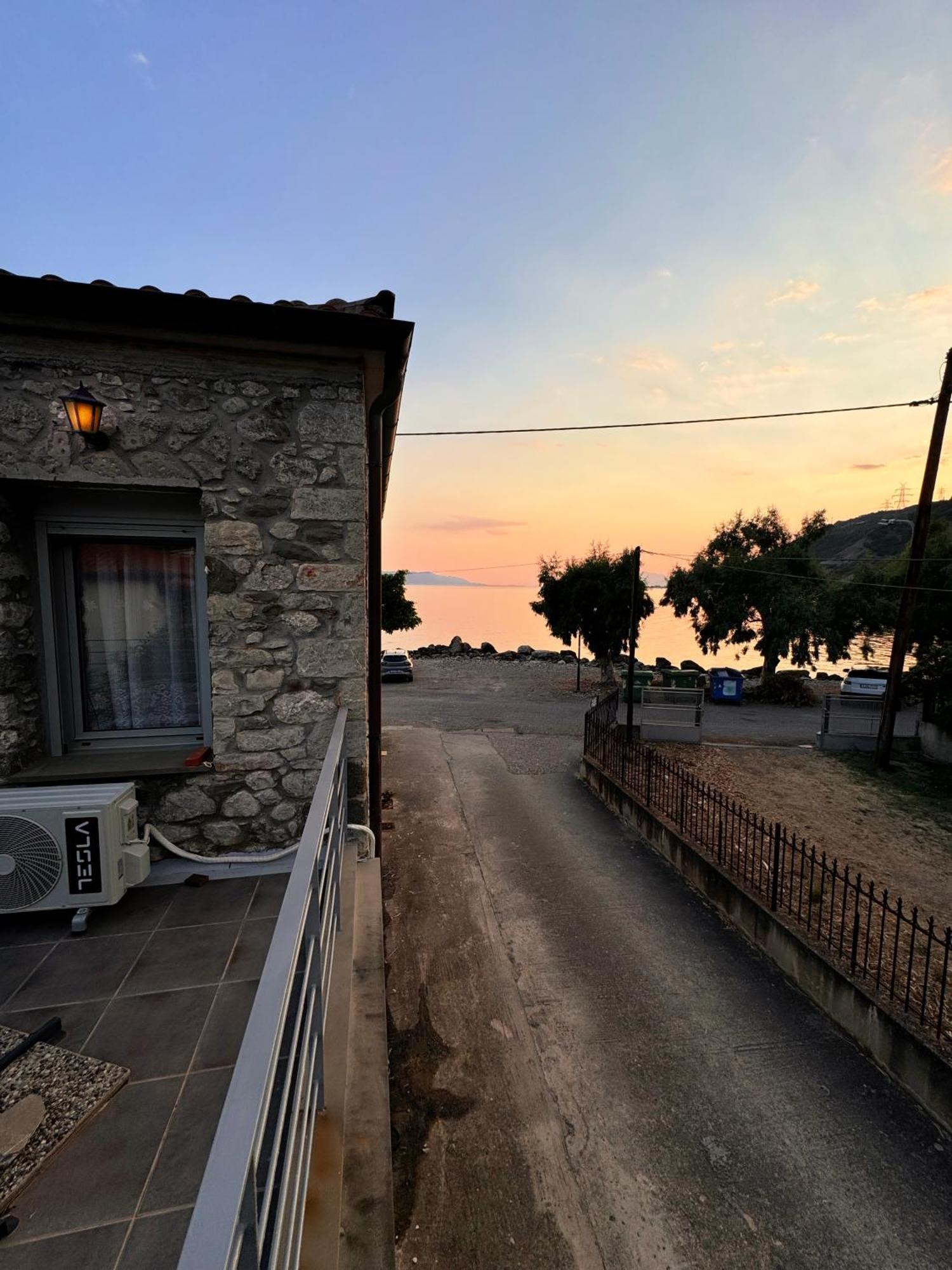Ianos Maisonette Paralia Sergoulas ภายนอก รูปภาพ