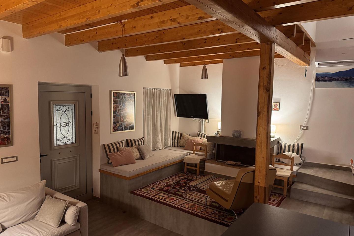 Ianos Maisonette Paralia Sergoulas ภายนอก รูปภาพ
