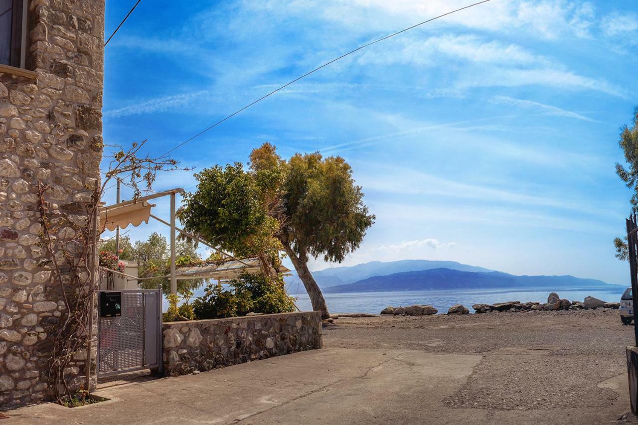 Ianos Maisonette Paralia Sergoulas ภายนอก รูปภาพ